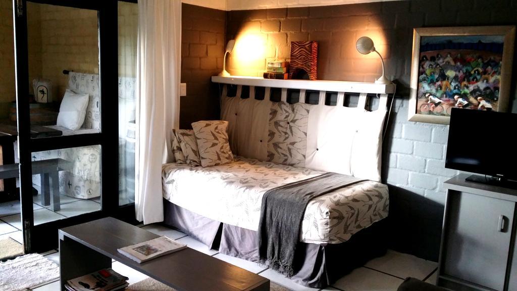 Hornbill House Self Catering Accommodation Германус Екстер'єр фото