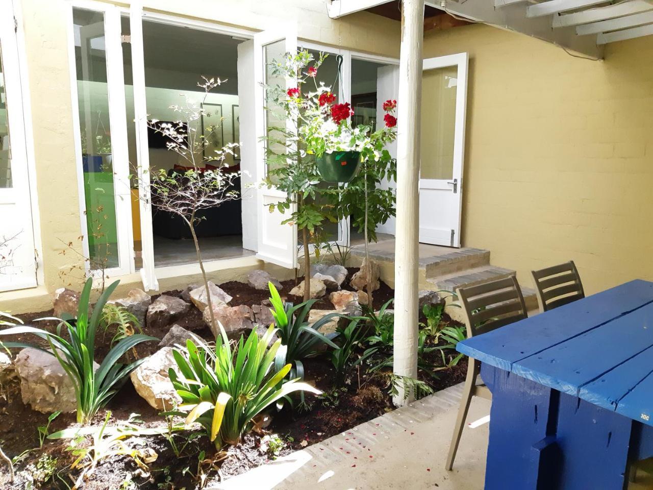 Hornbill House Self Catering Accommodation Германус Екстер'єр фото