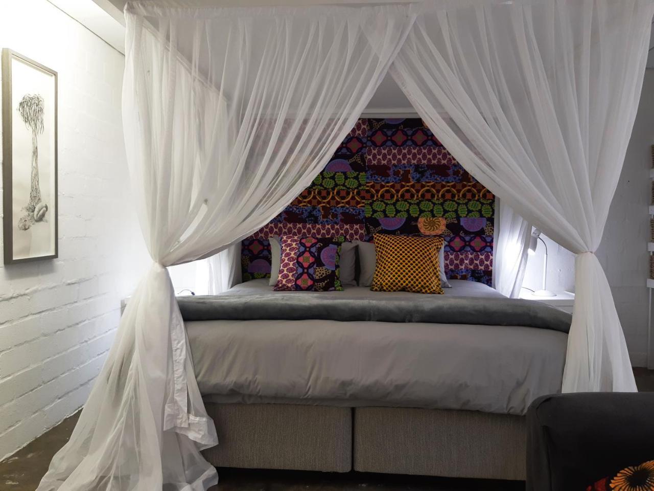 Hornbill House Self Catering Accommodation Германус Екстер'єр фото